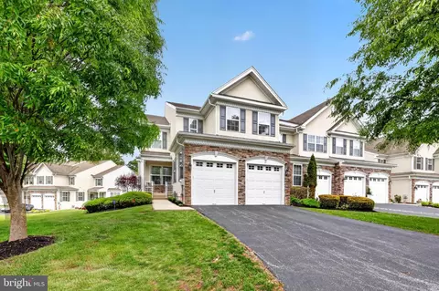 15 Newberry Ct, Glen Mills, PA 19342