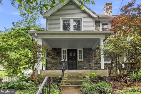 7208 Hilltop Rd, Darby, PA 19082