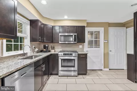 Other - 416 Glendale Cir, Springfield, PA 19064 photo 5 of 14