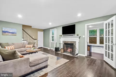 Other - 416 Glendale Cir, Springfield, PA 19064 photo 2 of 14