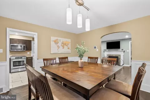 Dining - 416 Glendale Cir, Springfield, PA 19064 photo 1 of 2