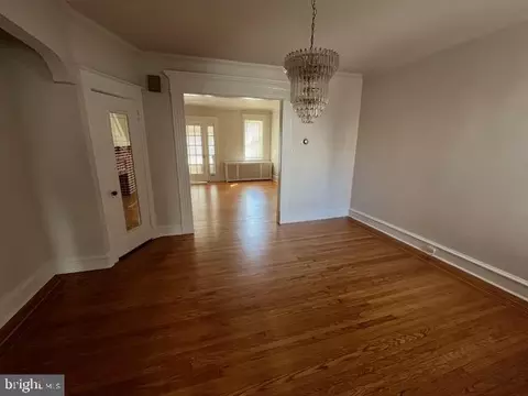 Living - 207 Huntley Rd, Darby, PA 19082 photo 2 of 2