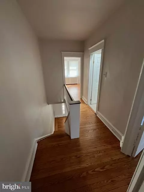 Entry Way - 207 Huntley Rd, Darby, PA 19082 photo 3 of 3
