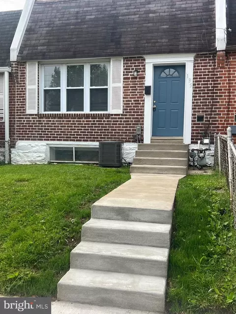 135 Ervin Ave, Marcus Hook, PA 19061