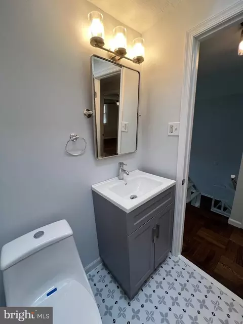 Bath - 135 Ervin Ave, Marcus Hook, PA 19061 photo 3 of 3