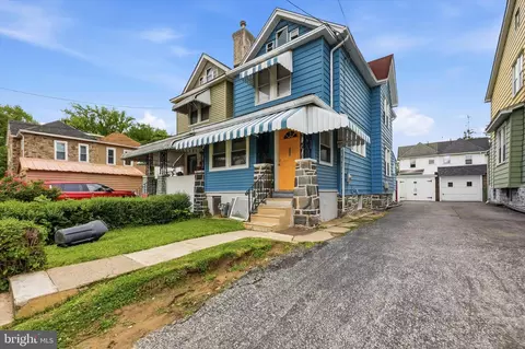 136 E Providence Rd, Yeadon, PA 19050