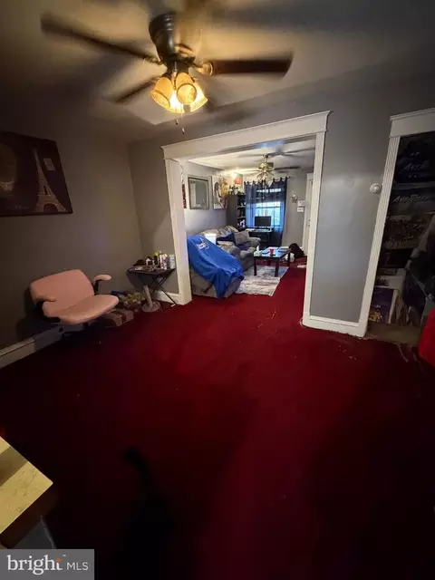 Entry Way - 431 Millbank Rd, Upper Darby, PA 19082 photo 2 of 4