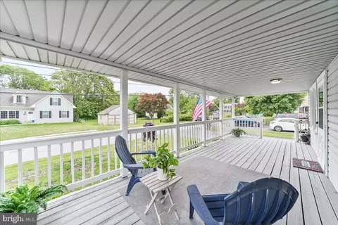 Exterior - 1842 Cherry St, Boothwyn, PA 19061 photo 3 of 8