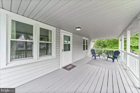 Exterior - 1842 Cherry St, Boothwyn, PA 19061 photo 2 of 8