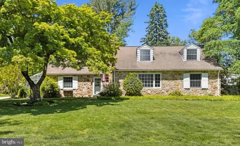 103 Browning Ln, Bryn Mawr, PA 19010