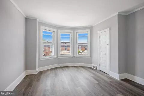 Living - 59 N Keystone Ave, Darby, PA 19082 photo 5 of 5