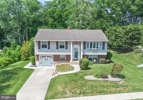 2404 Weir Rd, Aston, PA 19014