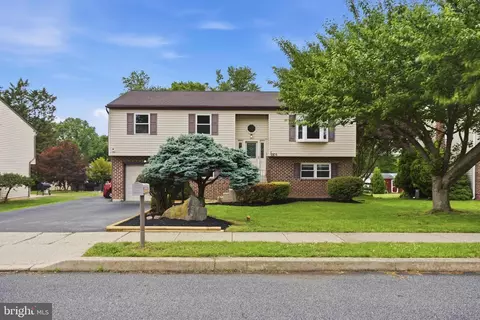 2206 Briarcliff Ave, Boothwyn, PA 19061