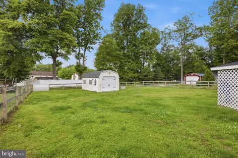 Exterior - 2206 Briarcliff Ave, Boothwyn, PA 19061 photo 8 of 8