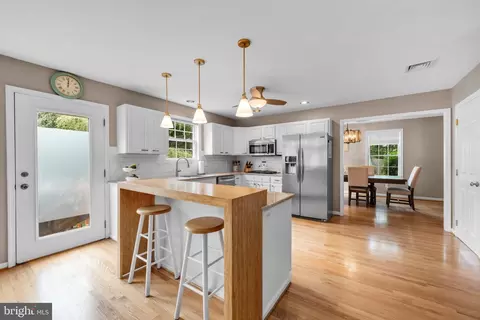 Kitchen - 235 Willow Ave, Wayne, PA 19087 photo 1 of 5