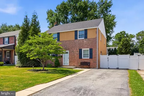 2135 Armstrong Ave, Morton, PA 19070