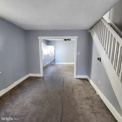 Entry Way - 206 Harvey Ave, Marcus Hook, PA 19061 photo 4 of 12
