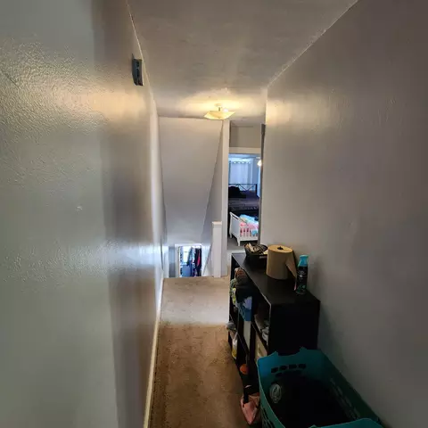 Entry Way - 206 Harvey Ave, Marcus Hook, PA 19061 photo 6 of 7
