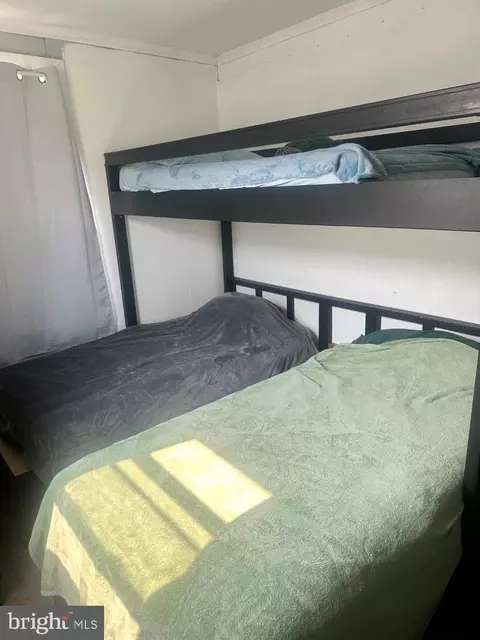 Bedroom - 206 Harvey Ave, Marcus Hook, PA 19061 photo 3 of 8