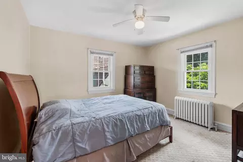 Bedroom - 14 Windsor Cir, Springfield, PA 19064 photo 4 of 5