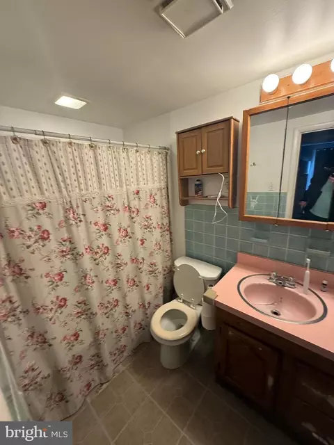 2407 Marshall Rd, Drexel Hill, PA 19026 photo 10