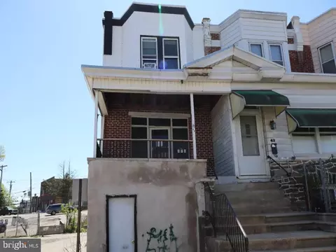 45 Golf Rd, Darby, PA 19082