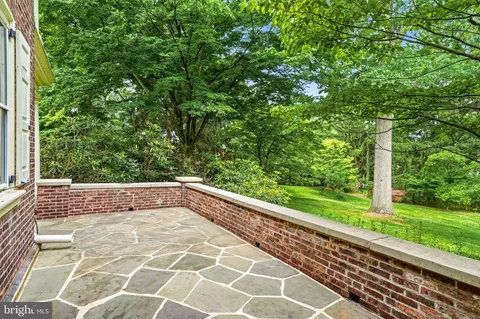 Exterior - 443 Saint Davids Ave, Wayne, PA 19087 photo 7 of 12