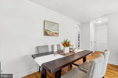 Dining - 500 E Lancaster Ave #105C, Wayne, PA 19087 photo 2 of 3