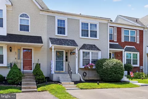 56 Victoria Dr, Aston, PA 19014