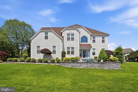 3 Barleycorn Dr, Broomall, PA 19008