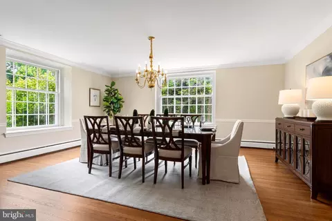 Dining - 400 Meadowbrook Ave, Wayne, PA 19087 photo 2 of 5