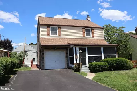 646 Amosland Rd, Morton, PA 19070