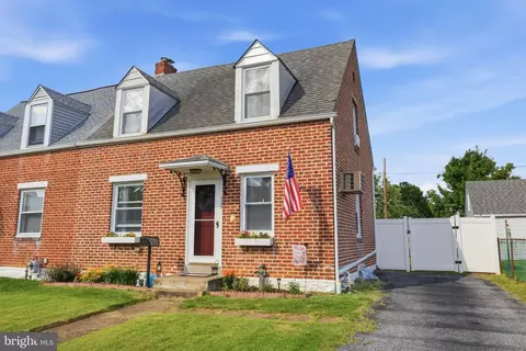 706 Colwell Rd, Swarthmore, PA 19081
