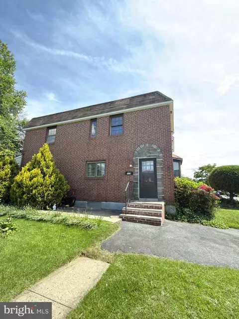Exterior - 103 Garrison Rd, Brookhaven, PA 19015 photo 2 of 5