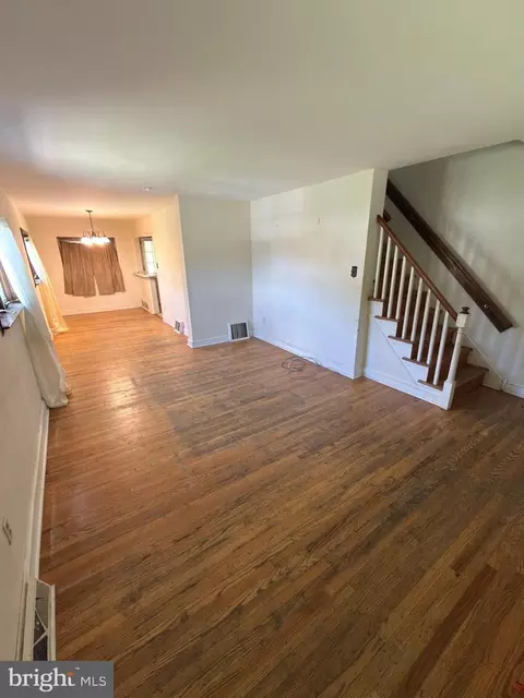 Living - 103 Garrison Rd, Brookhaven, PA 19015 photo 1 of 2