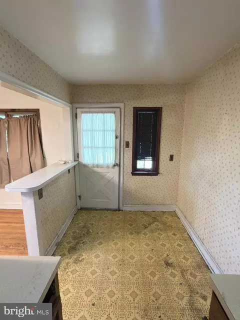 Entry Way - 103 Garrison Rd, Brookhaven, PA 19015 photo 1 of 4