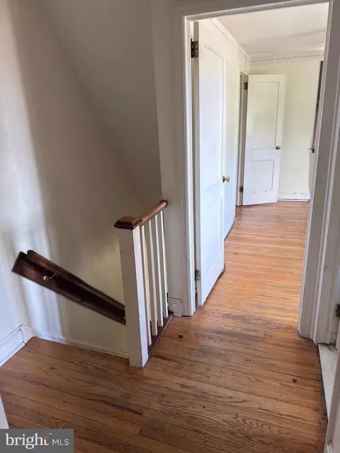Entry Way - 103 Garrison Rd, Brookhaven, PA 19015 photo 3 of 4