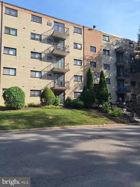 400 Glendale Rd #34, Havertown, PA 19083