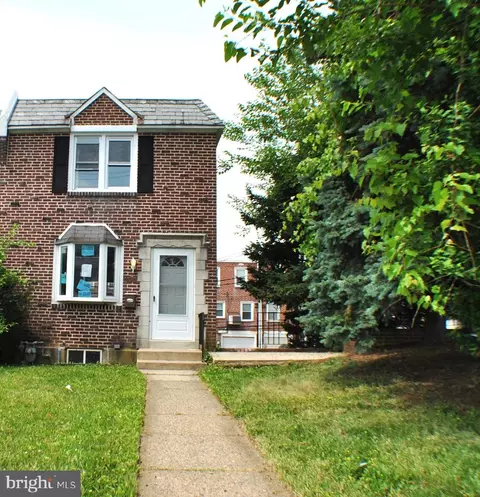 512 S 2nd St, Darby, PA 19023