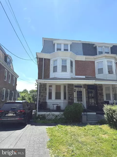 1208 Main St, Darby, PA 19023