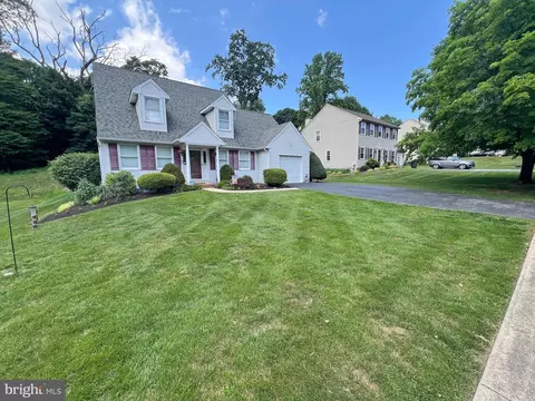 Exterior - 4206 Upland Dr, Boothwyn, PA 19061 photo 16 of 16