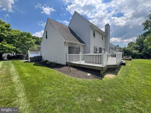 Exterior - 4206 Upland Dr, Boothwyn, PA 19061 photo 15 of 16