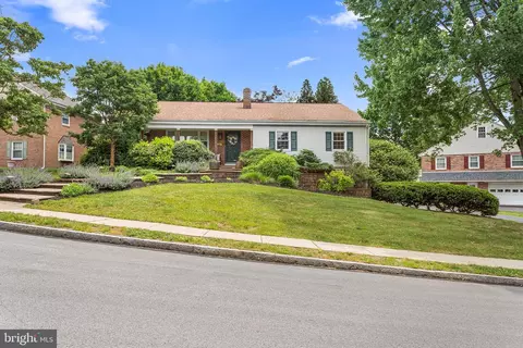107 Snyder Ln, Springfield, PA 19064