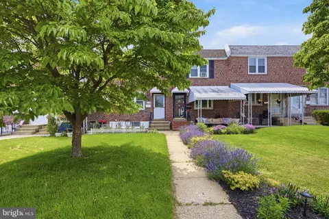 714 Oakwood Dr, Glenolden, PA 19036