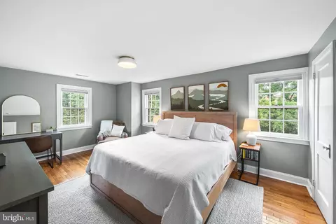 Bedroom - 411 Sugartown Rd, Wayne, PA 19087 photo 5 of 6