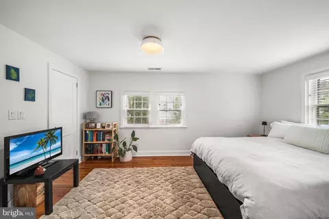 Bedroom - 411 Sugartown Rd, Wayne, PA 19087 photo 1 of 6
