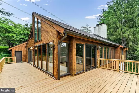 70 Heyburn Rd, Chadds Ford, PA 19317