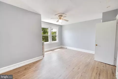 Bedroom - 7023 Clover Ln, Upper Darby, PA 19082 photo 1 of 2