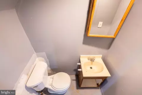 Bath - 7023 Clover Ln, Upper Darby, PA 19082 photo 1 of 1