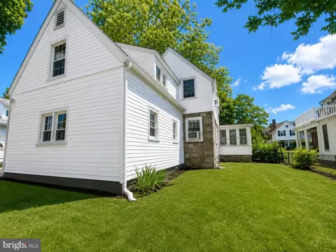 Exterior - 3 E Providence Rd, Lansdowne, PA 19050 photo 4 of 4